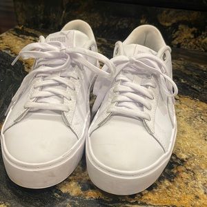 White pumas size 8